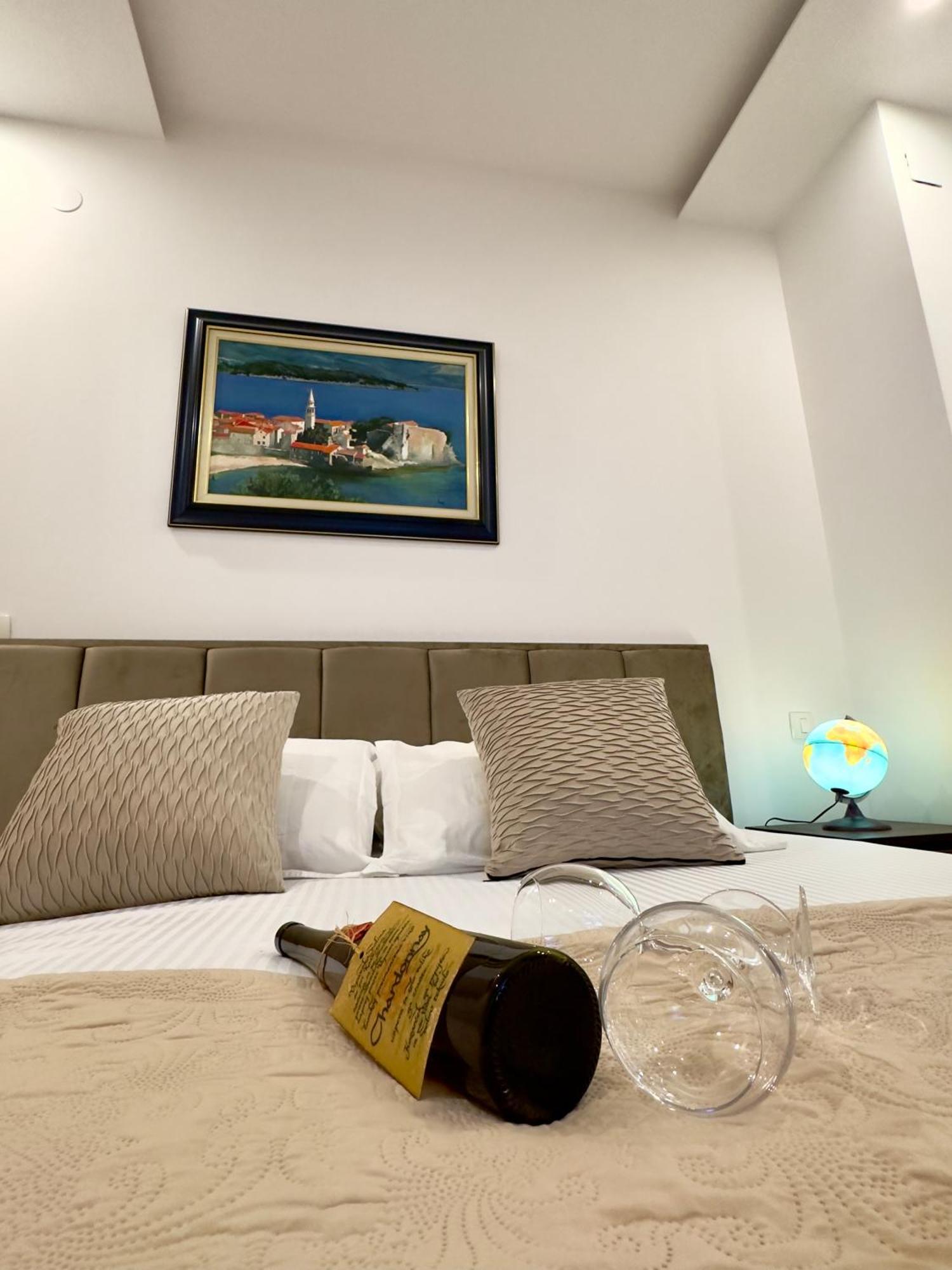 Lux Superior Apartment 120M2 In Heart Of 부드바 외부 사진
