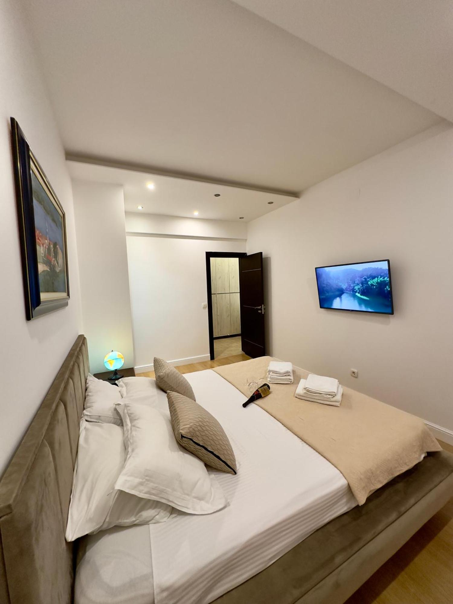 Lux Superior Apartment 120M2 In Heart Of 부드바 외부 사진