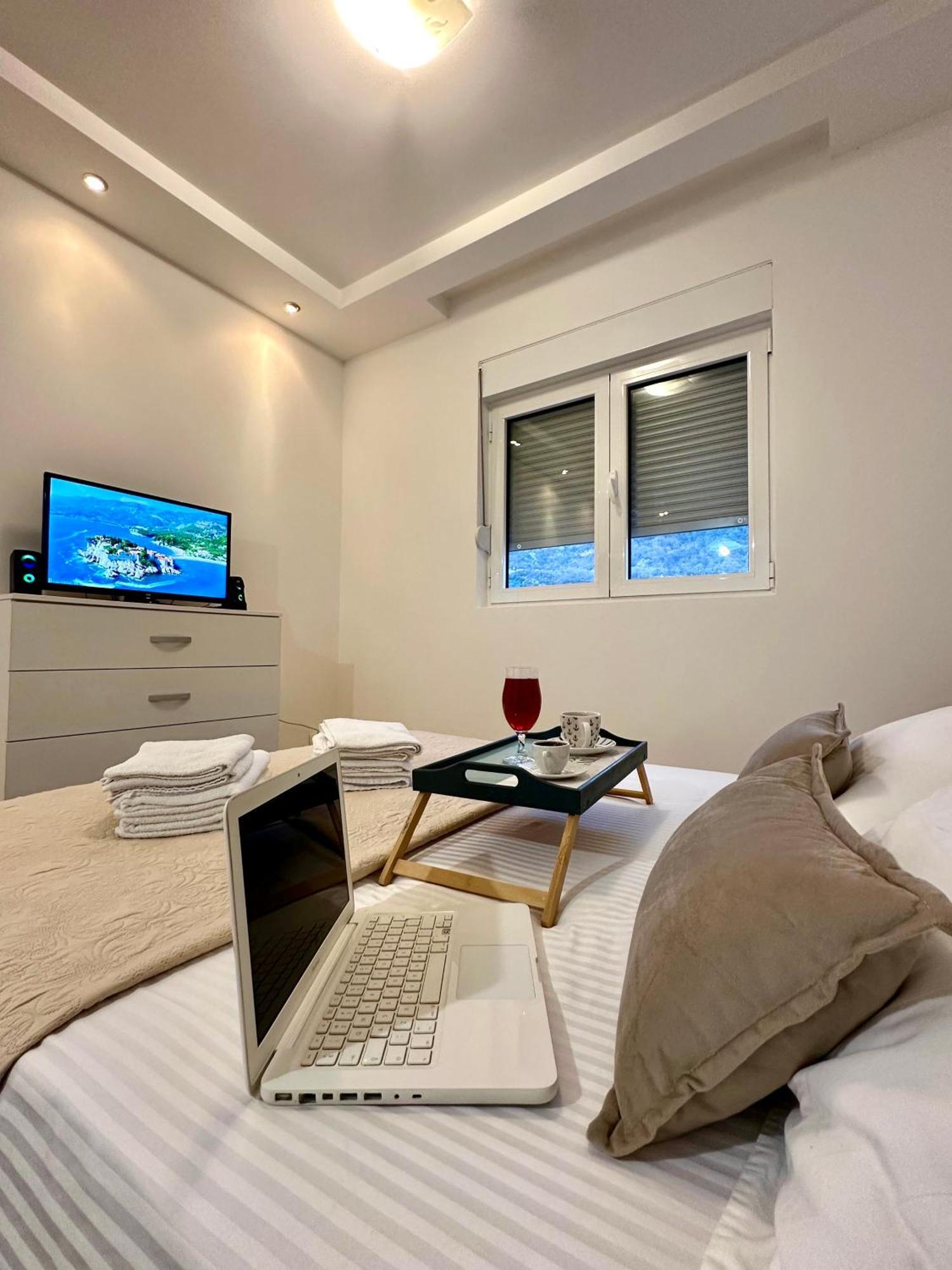 Lux Superior Apartment 120M2 In Heart Of 부드바 외부 사진